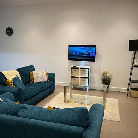Maplewood Luxurious One-Bed Flat With Free Parking Hotel St Albans Exterior foto