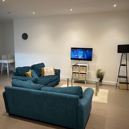 Maplewood Luxurious One-Bed Flat With Free Parking Hotel St Albans Exterior foto
